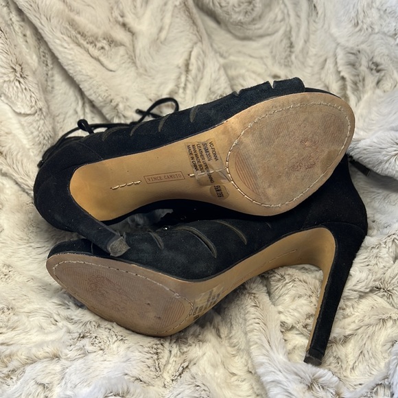 Vince Camuto laced black suede high heels size 5.5 US - Picture 2 of 5